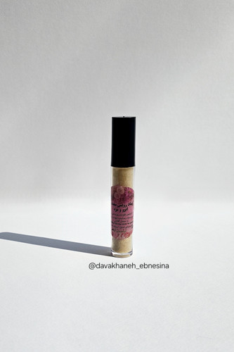 ریمل کاملا گیاهی تقویت کننده ی مژه و ابرو، باعث پرپشتی مژه و ابرو میشود